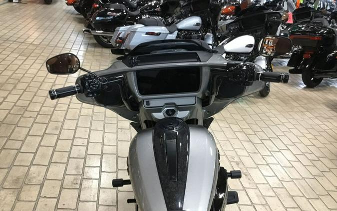 2023 Harley-Davidson CVO™ Street Glide Dark Platinum - Includes Warranty until 7/2026