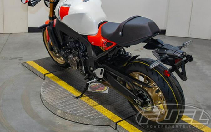 2025 Yamaha XSR 900