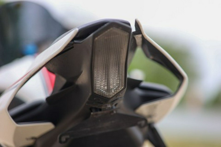 2022 Yamaha YZF-R1 World GP 60th Anniversary Edition