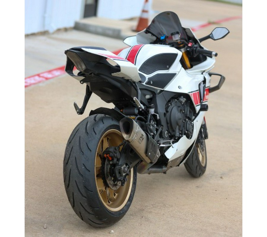 2022 Yamaha YZF-R1 World GP 60th Anniversary Edition