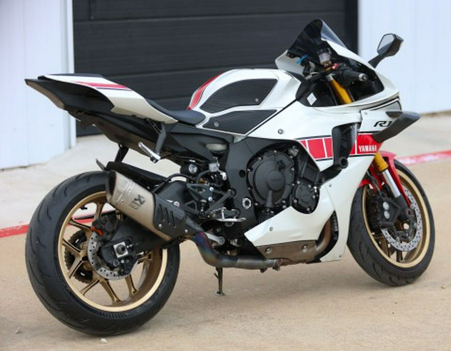 2022 Yamaha YZF-R1 World GP 60th Anniversary Edition