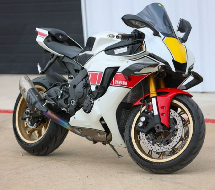 2022 Yamaha YZF-R1 World GP 60th Anniversary Edition