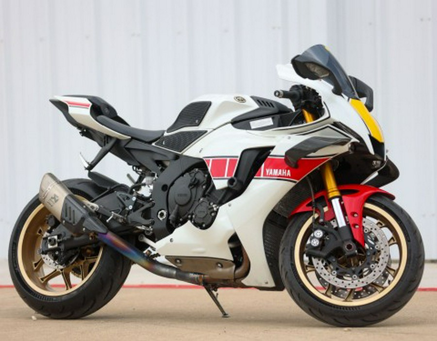 2022 Yamaha YZF-R1 World GP 60th Anniversary Edition