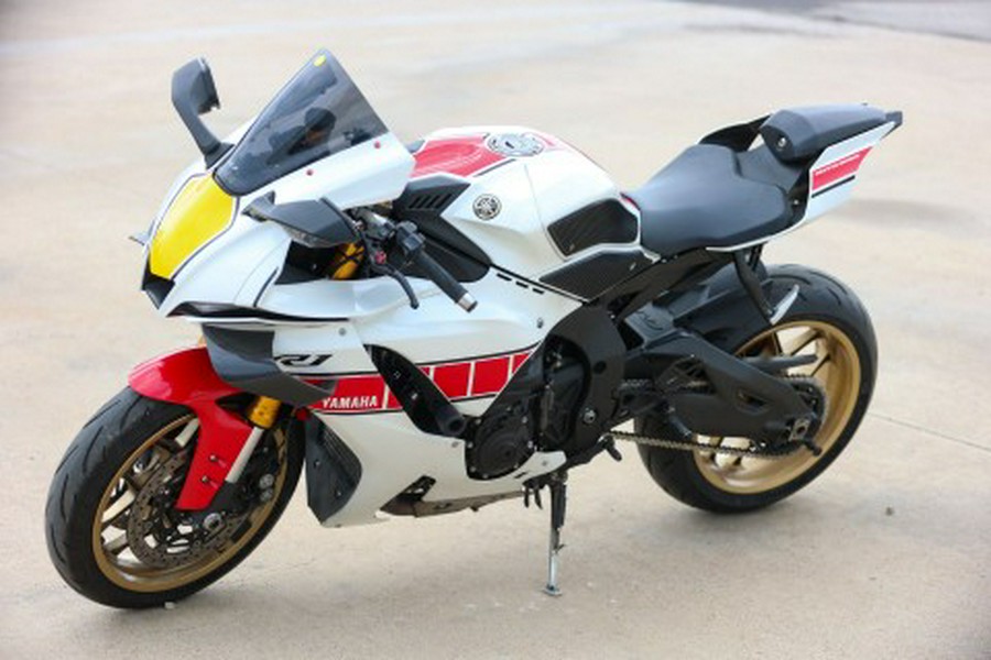 2022 Yamaha YZF-R1 World GP 60th Anniversary Edition