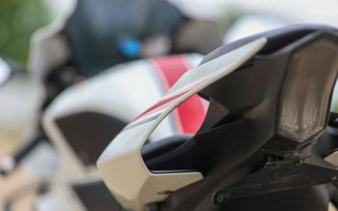 2022 Yamaha YZF-R1 World GP 60th Anniversary Edition