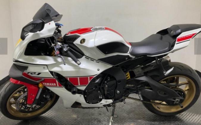 2022 Yamaha YZF-R1 World GP 60th Anniversary Edition