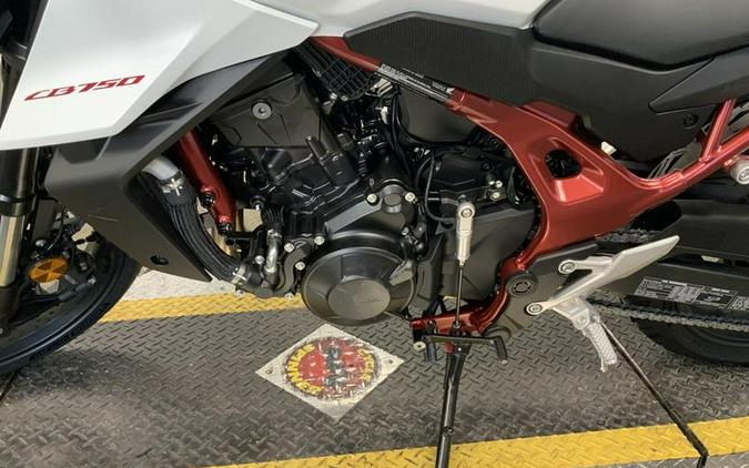 2025 Honda® CB750 Hornet