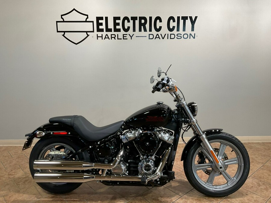 2024 Harley-Davidson Softail Standard Vivid Black FXST