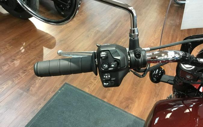 2025 Indian Motorcycle® Super Scout® Maroon Metallic with Graphics