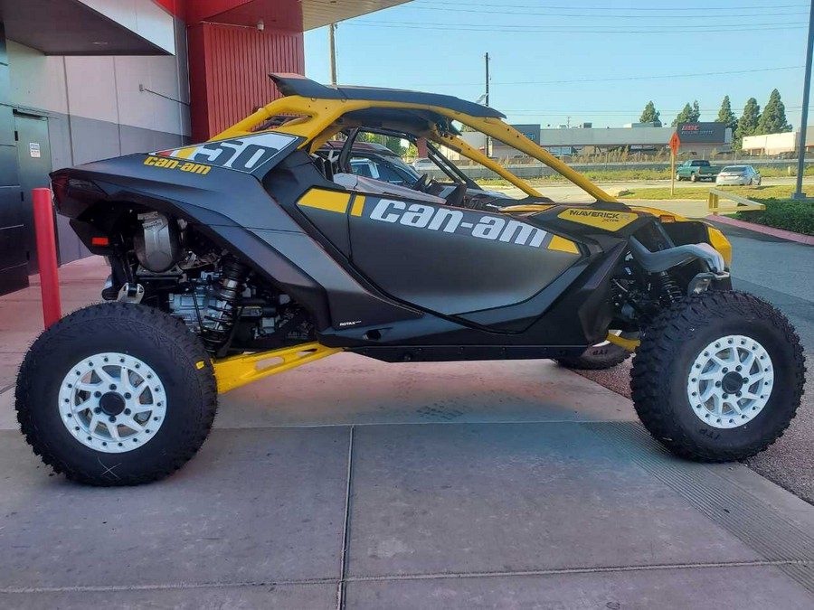 2024 CAN-AM MAVERICK R X RS WITH SMART-SHOX 999T DCT