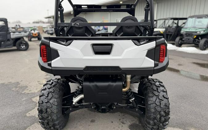 2026 Polaris® General 1000 Sport