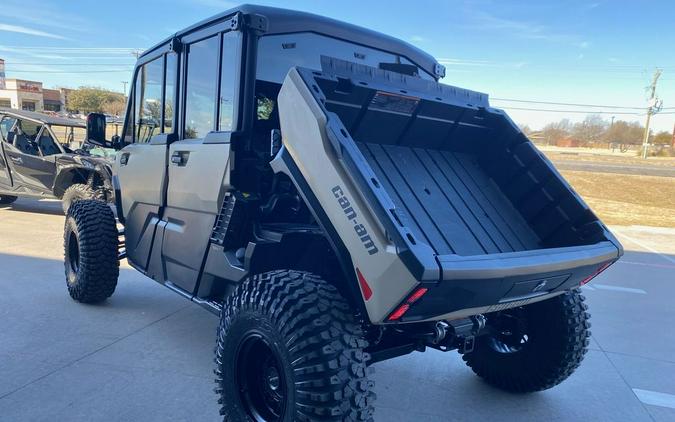 2026 Can-Am® Defender MAX Limited HD11 Desert Tan & Carbon Black