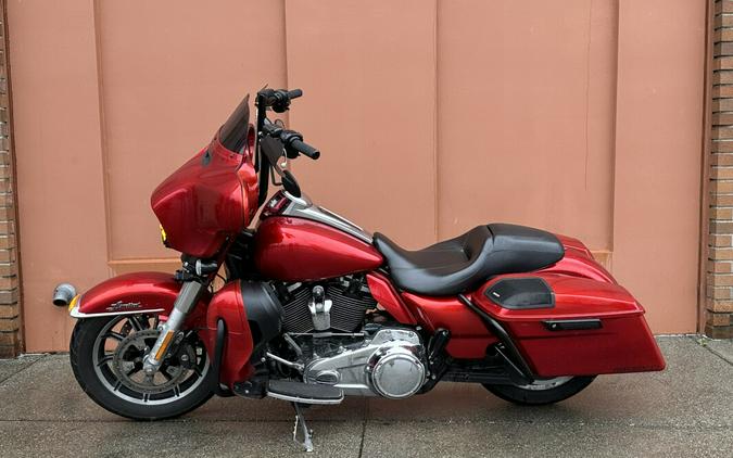 Harley-Davidson® Ultra Limited Low Red