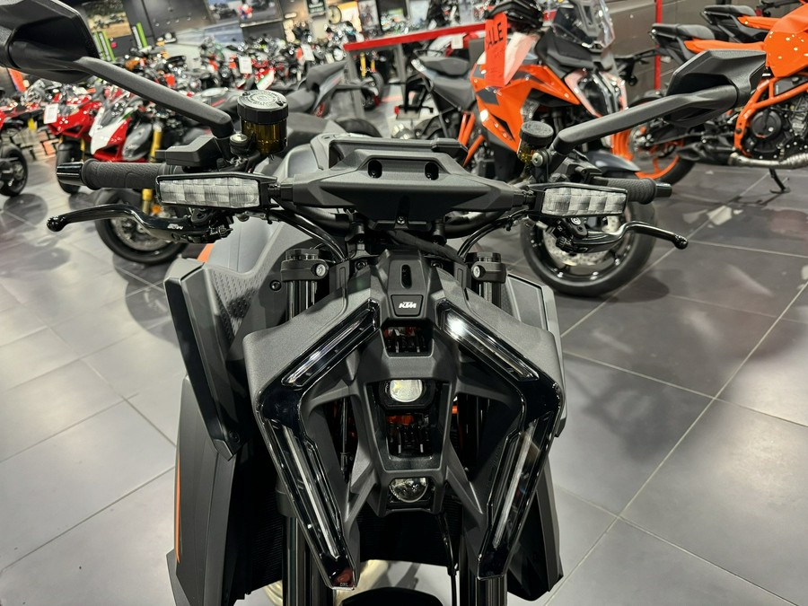 2024 KTM 1390 SUPER DUKE R EVO