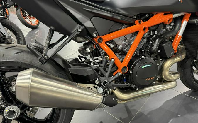 2024 KTM 1390 SUPER DUKE R EVO