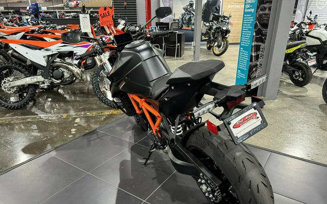 2024 KTM 1390 SUPER DUKE R EVO