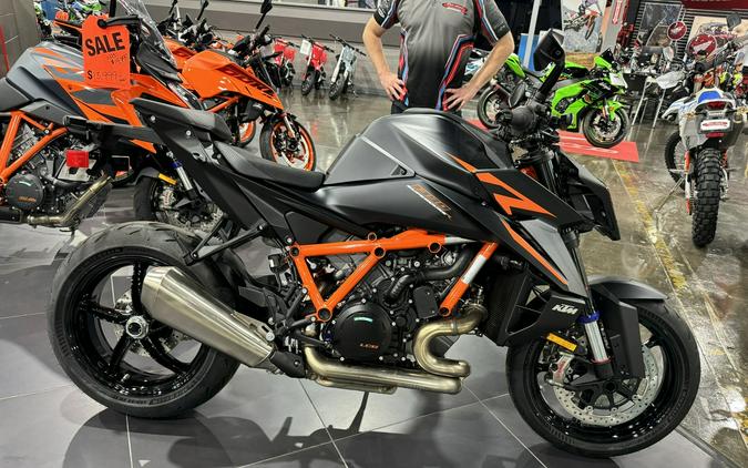 2024 KTM 1390 SUPER DUKE R EVO