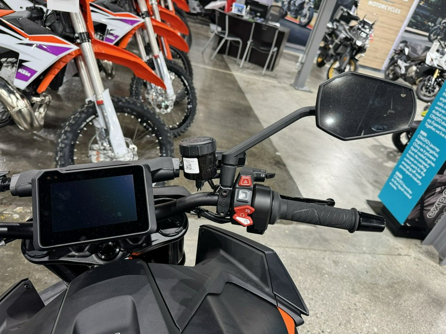 2024 KTM 1390 SUPER DUKE R EVO