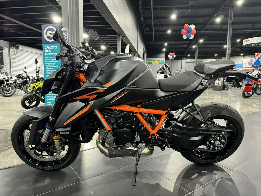 2024 KTM 1390 SUPER DUKE R EVO