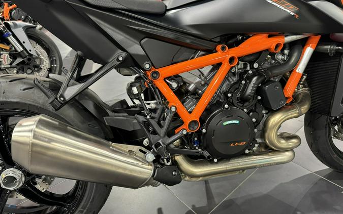 2024 KTM 1390 SUPER DUKE R EVO