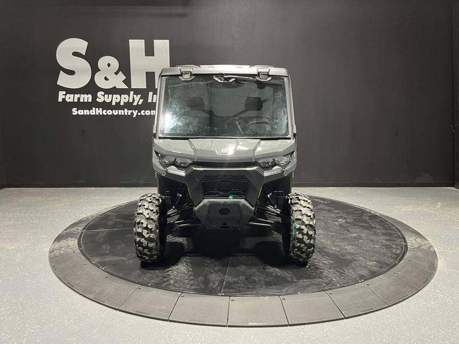 2027 Can-Am® Defender DPS CAB HD9 Dolomite Grey