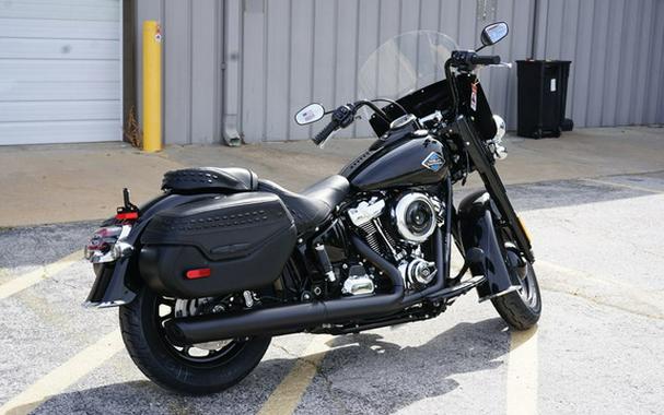 2025 Harley-Davidson Softail FLHC - Heritage Classic