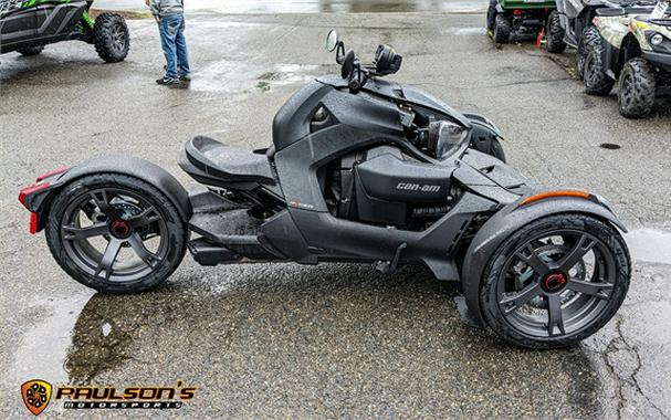 2021 Can-Am™ Ryker 900 ACET