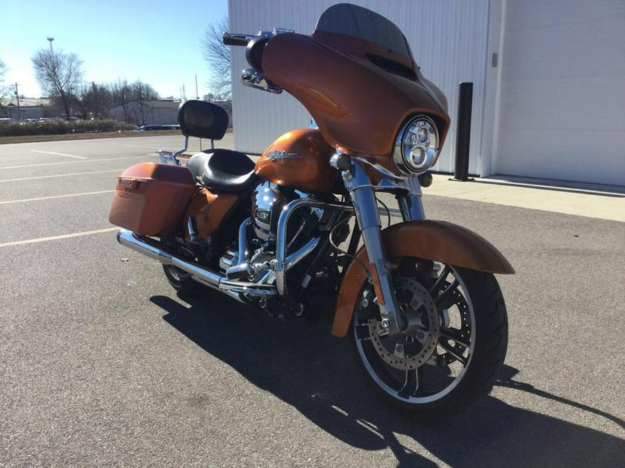 2014 Harley-Davidson® FLHX - Street Glide®