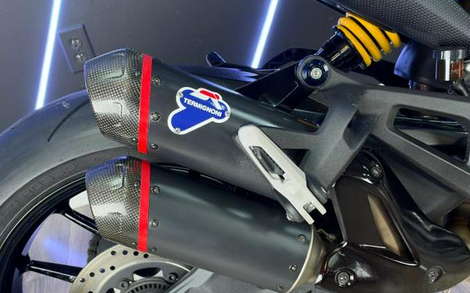 2022 Ducati Monster