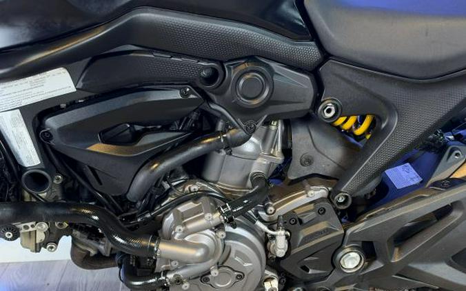 2022 Ducati Monster