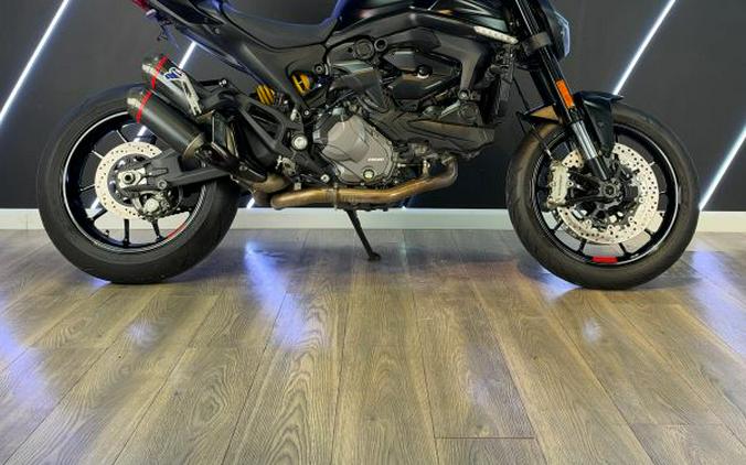 2022 Ducati Monster