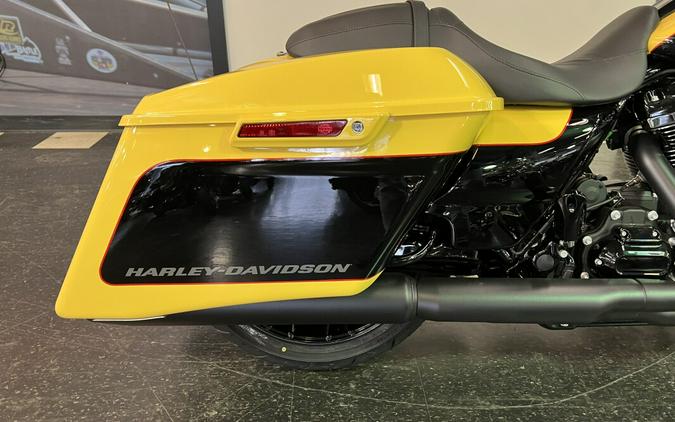 2023 Harley-Davidson Road Glide Industrial Yellow/Vivid Blk – Blk FLTRXS