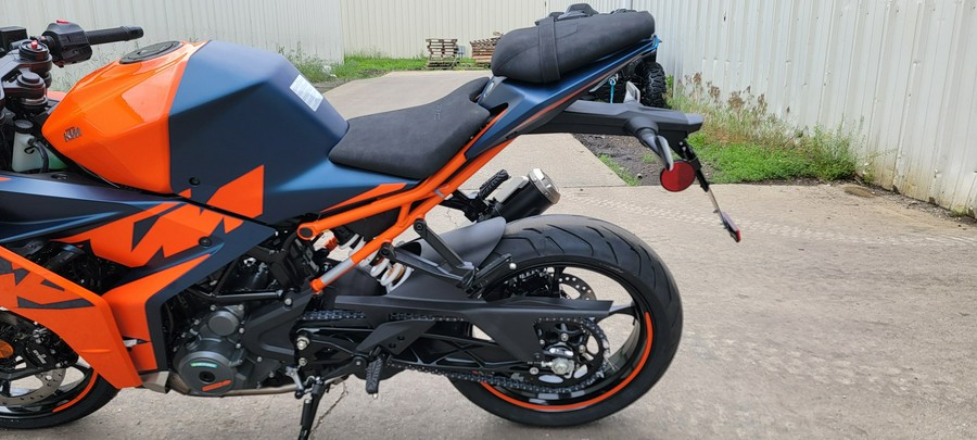 2023 KTM RC 390