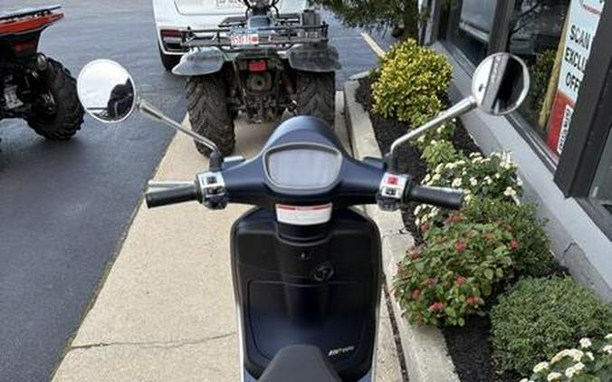 2025 Vespa Primavera 150 Tech