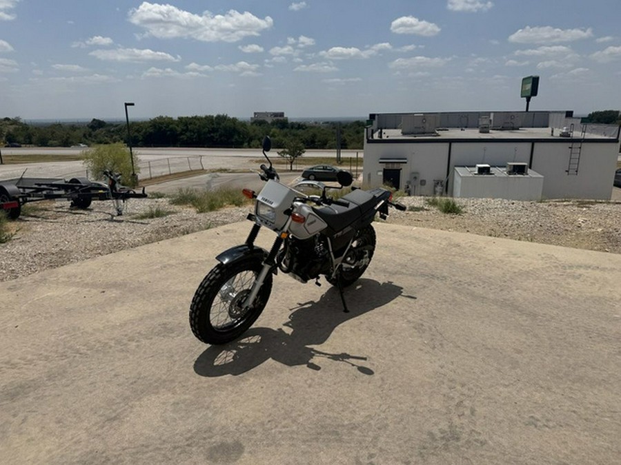 2027 Yamaha TW200