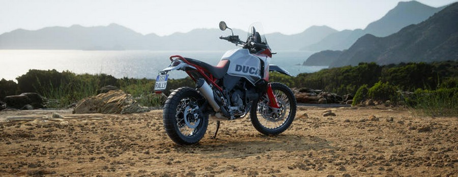 2025 Ducati DesertX Rally