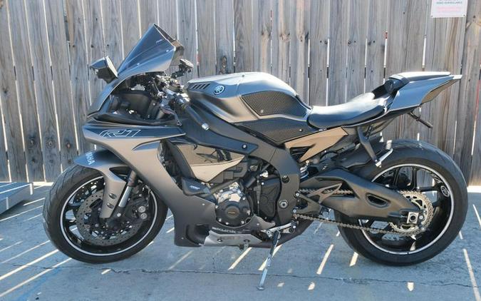Used 2016 YAMAHA YZFR1 CA
