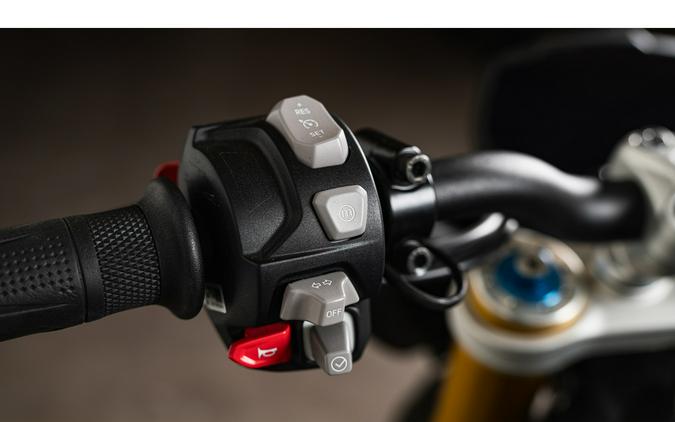 2022 Triumph Speed Triple 1200 RS (Euro 5a)