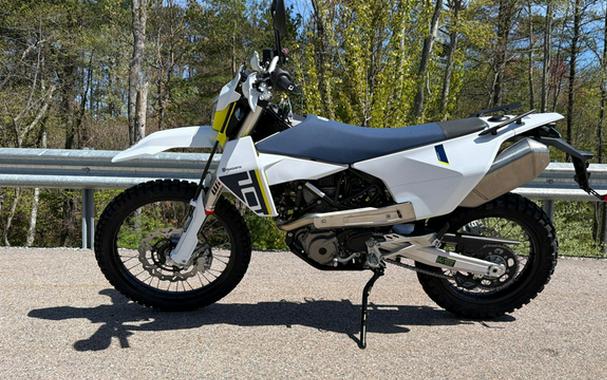 2027 Husqvarna Motorcycles Enduro 701