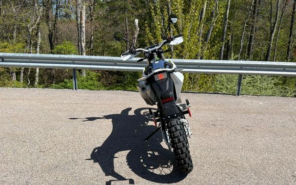 2027 Husqvarna Motorcycles Enduro 701