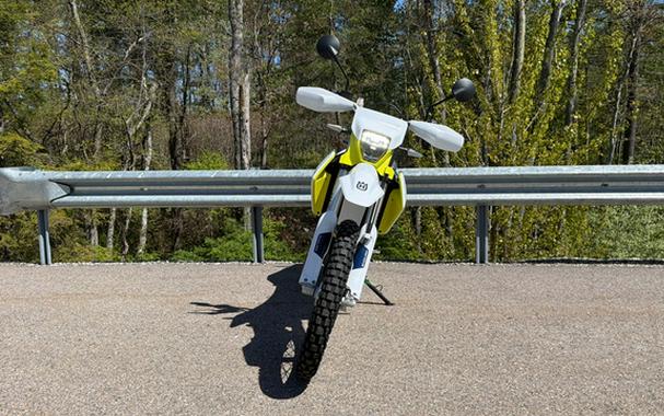 2027 Husqvarna Motorcycles Enduro 701