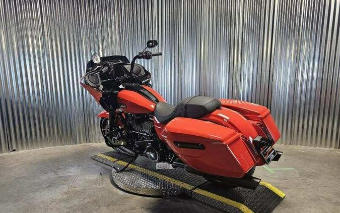 2026 Harley-Davidson Road Glide Blood Orange Black Trim