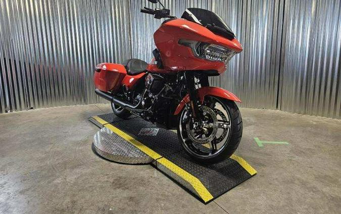 2026 Harley-Davidson Road Glide Blood Orange Black Trim