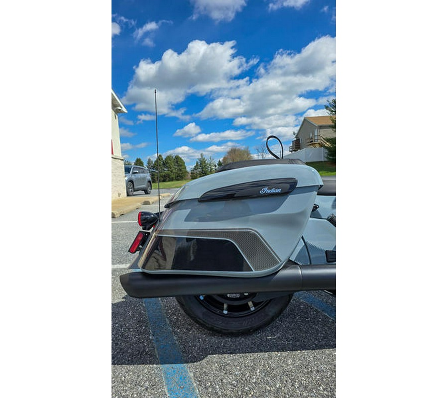 2025 Indian Motorcycle® Chieftain® Dark Horse® w/PowerBand Audio Storm Gray/Graphics