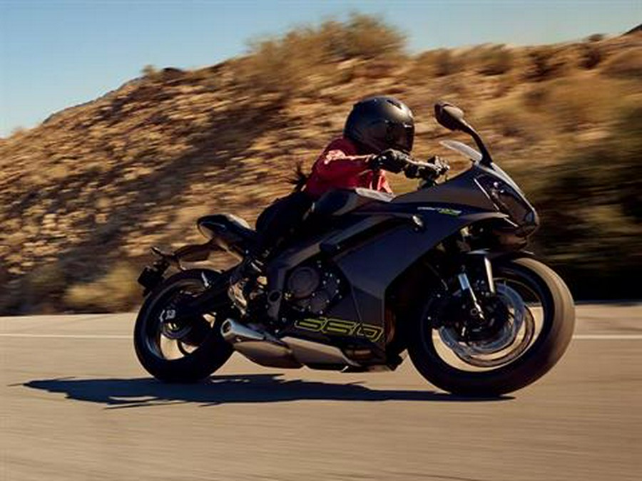 2025 Triumph Daytona 660