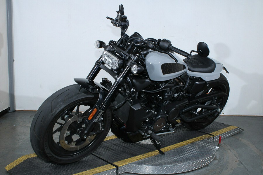 Used 2024 Harley-Davidson Sportster S RH1250S Motorcycle For Sale In Miami, Florida