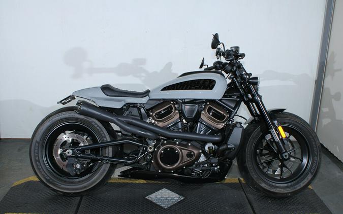 Used 2024 Harley-Davidson Sportster S RH1250S Motorcycle For Sale In Miami, Florida