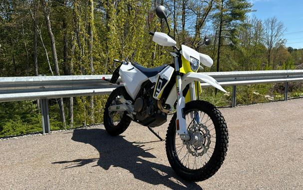 2027 Husqvarna Motorcycles Enduro 701
