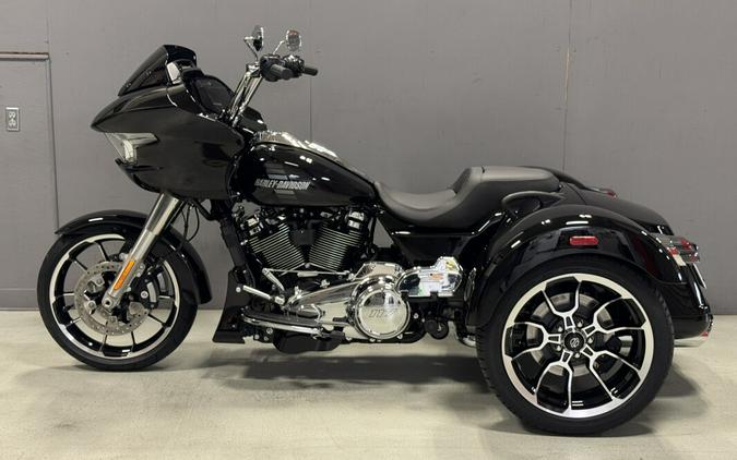 FLTRT 2026 Road Glide 3