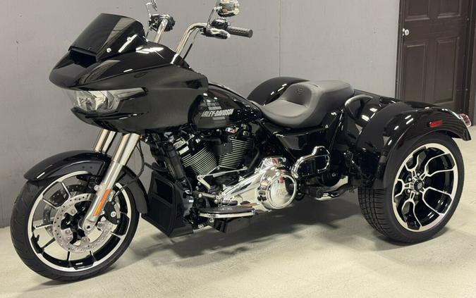 FLTRT 2026 Road Glide 3